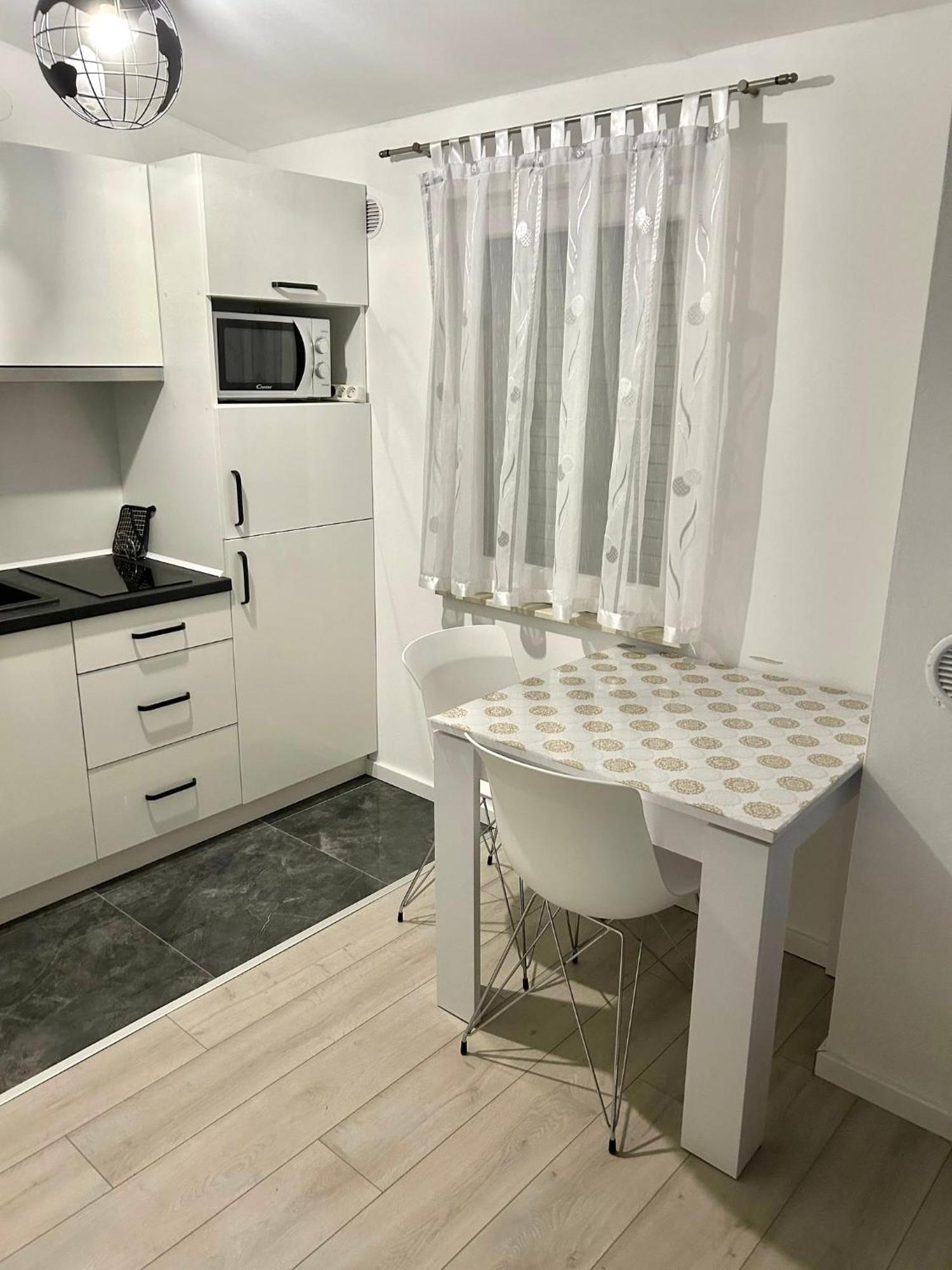Apartmani KiD Vir Bagian luar foto